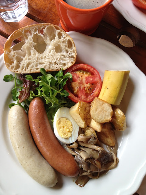 明生社區的小小豬~au petit cochon 哈古小館