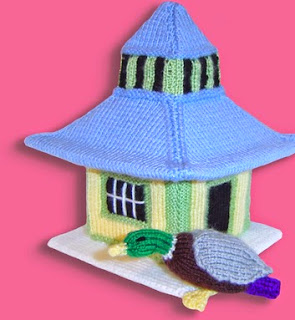 http://www.clarescopefarrell.co.uk/pdf/duckhouse.pdf