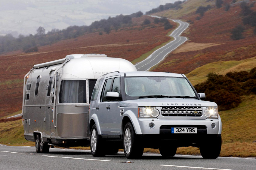 Land Rover Discovery 4 wins Best Towcar in Caravan Owners Survey
