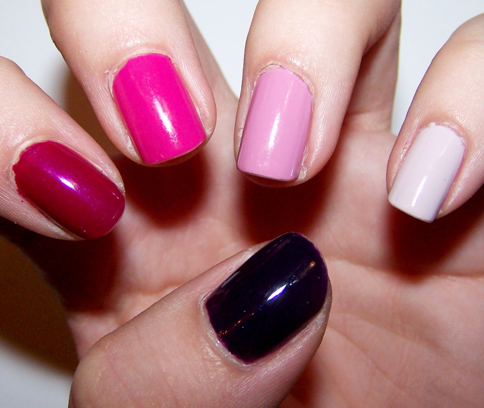 http://1.bp.blogspot.com/-LJfvTybF4vk/UQD9Y9pPVvI/AAAAAAAAHi0/-FsomYpLlAs/s1600/1.PINK-PURPLE+OMBRE+NAILS+1.JPG