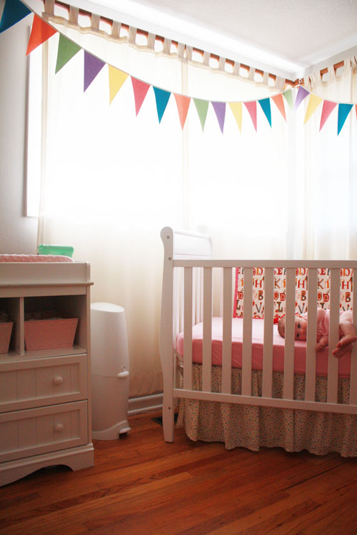 The One With The Cupcakes The One With The Crib Skirt Tutorial