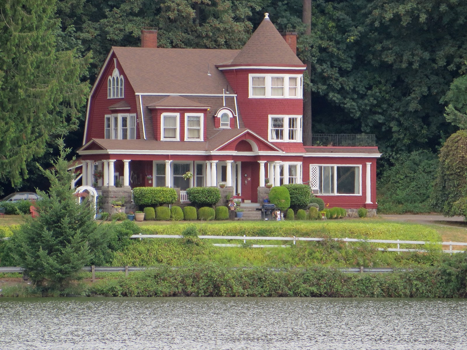 Travel Rants and Raves Morning Hike Highlight Historic Queen Anne