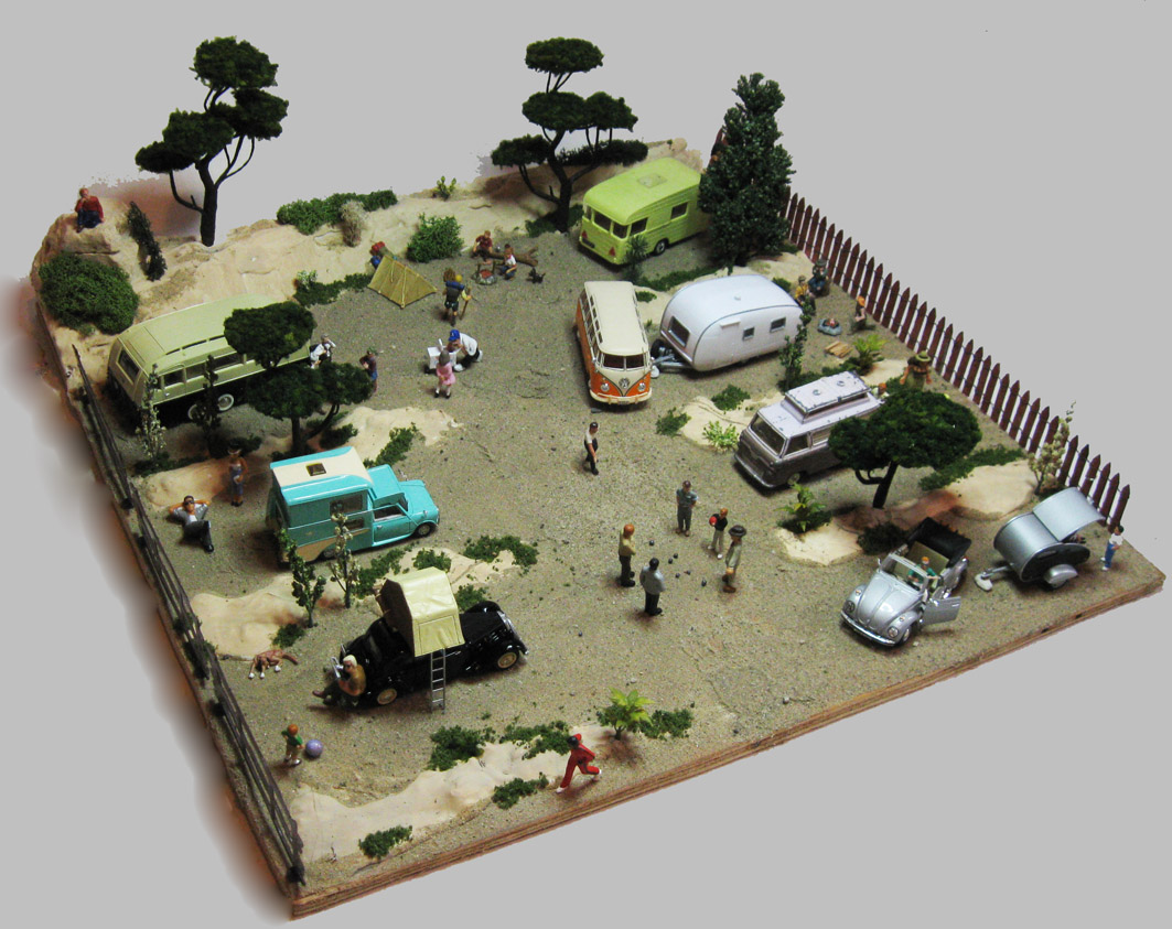 collection 43 Diorama "camp de camping"annees 50/60