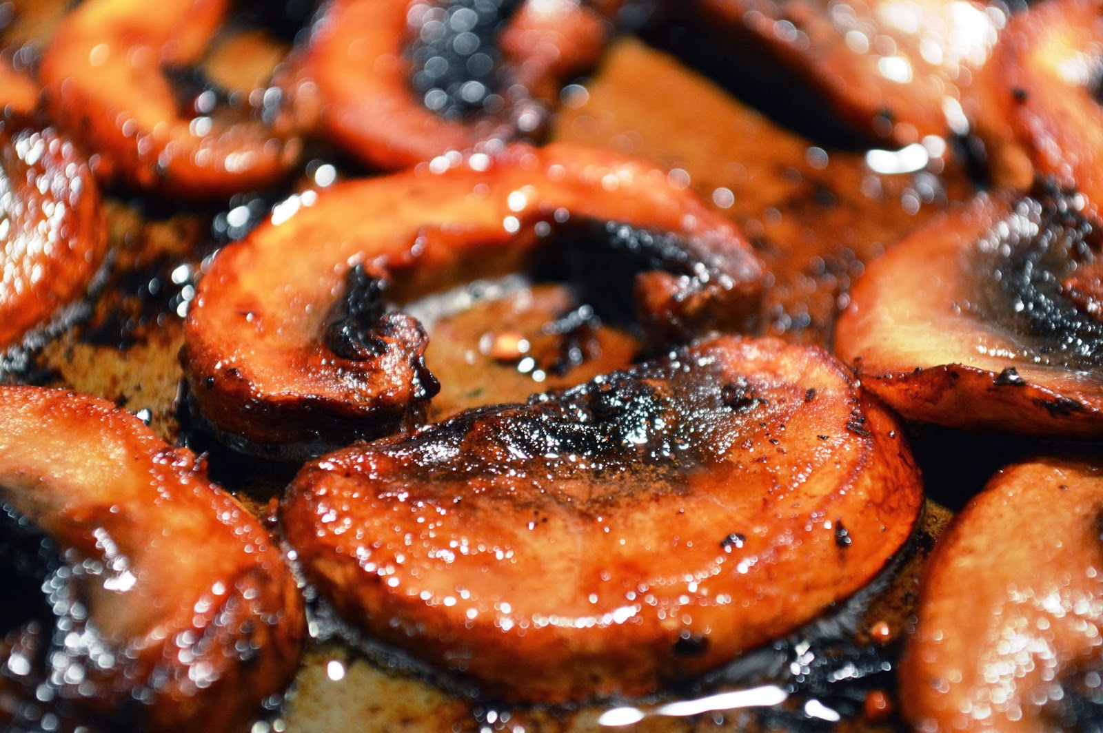 Clever Soiree Dinner Mushroom Tortellini with Onion Jam and Seared