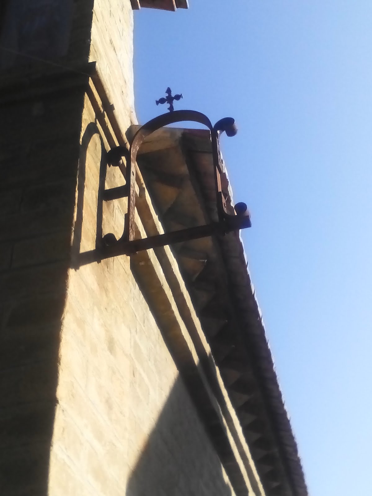 Cappella Milesi Al Cimitero. La Campana