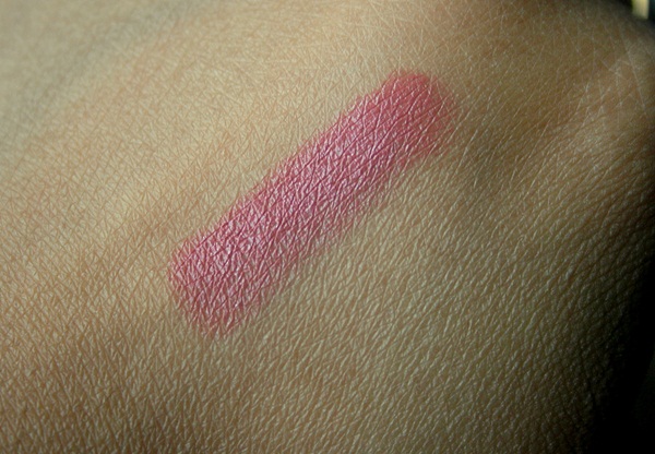 Makeup Beauty And More Mac Cosmo Lipstick Review Photos Swatches