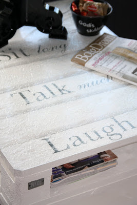 Mueblesdepalets.net: Mesita auxiliar o de café con varios compartimentos