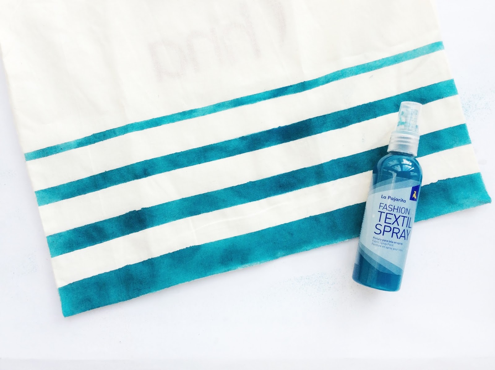MI ARMARIO COQUETO DIY TOTE BAG CON SPRAY TEXTIL