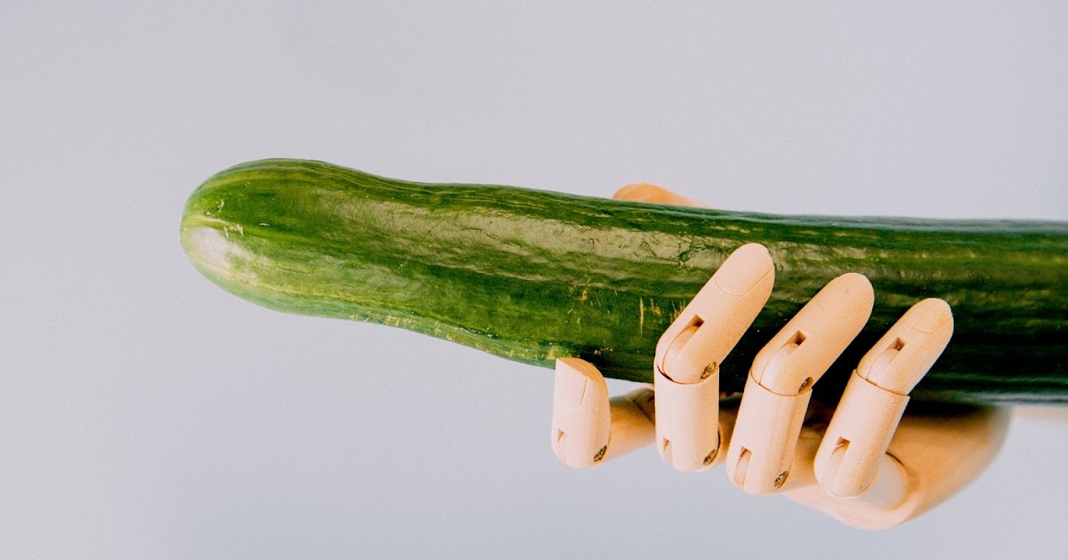 Самотык Огурцом