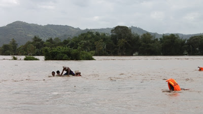 Lima Kecamatan Diterjang Banjir Bandang