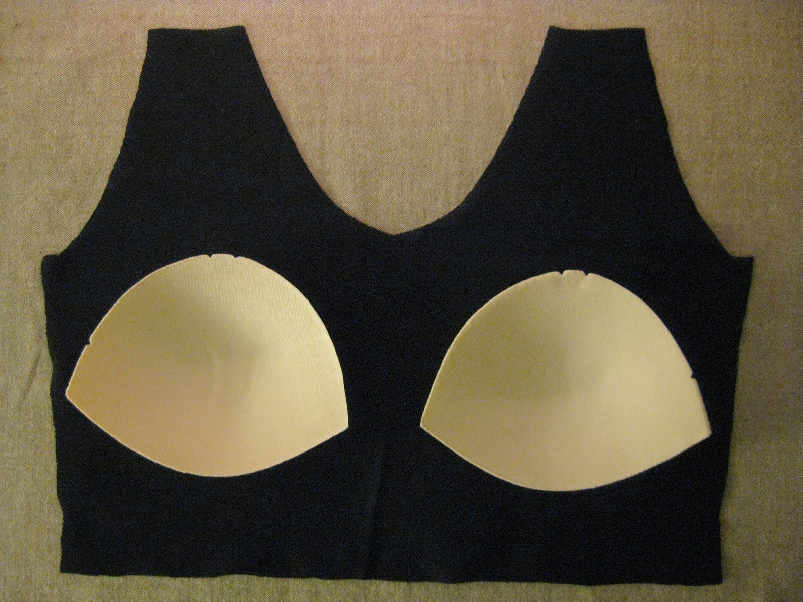 La Petite Josette Tutorial adding cups and lining to the Pneuma Tank