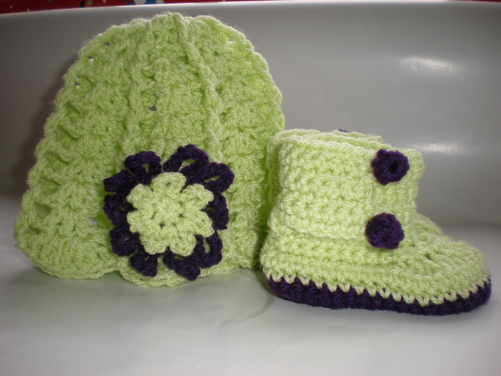 Daisychain Crochet Flower in a row blanket