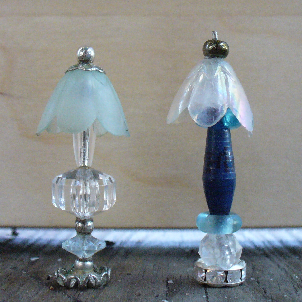 small world land Little Beaded Lamps
