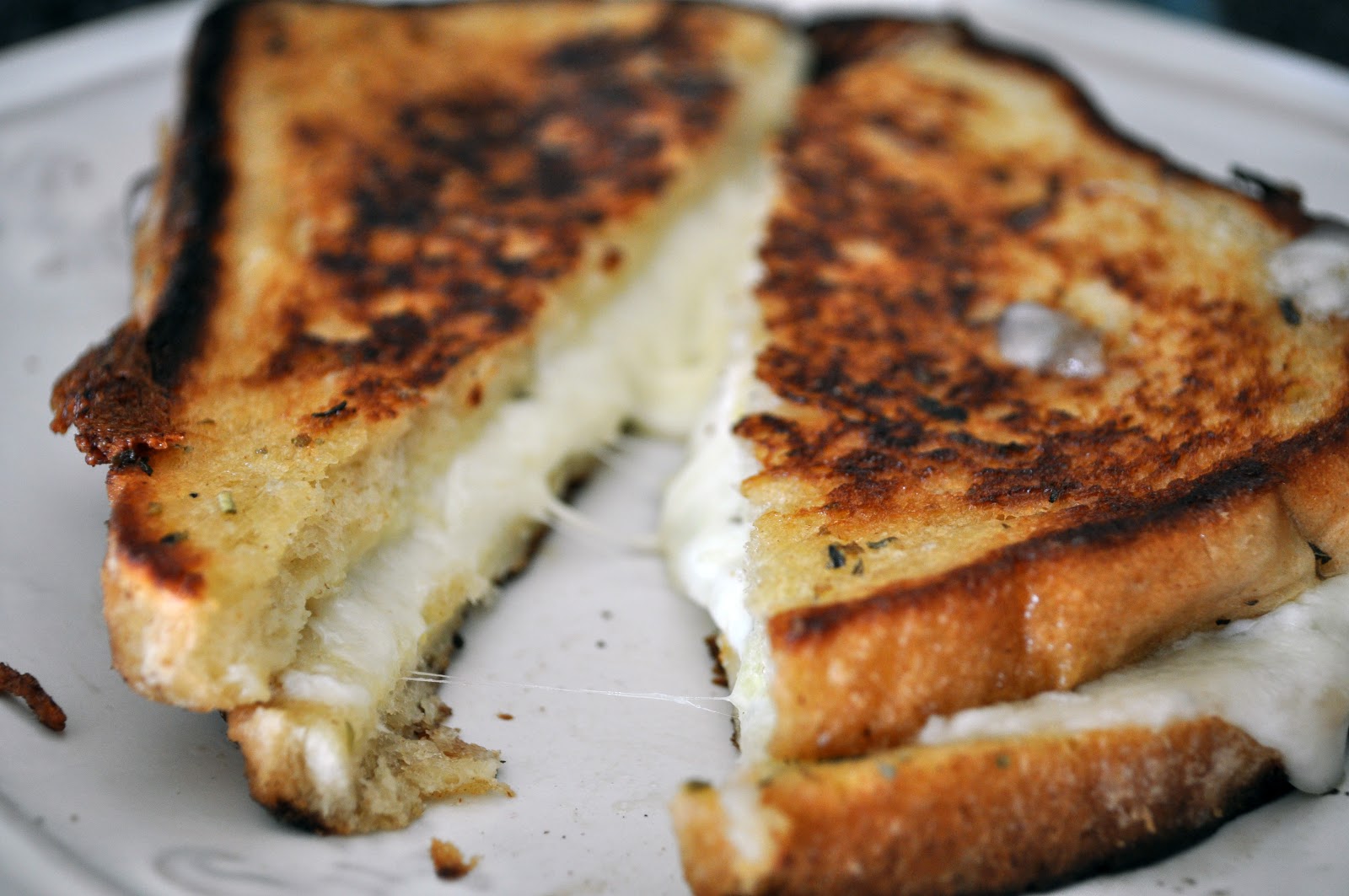 Grilled Mozzarella Sandwich All Kinds of Yumm
