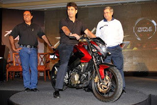 new bajaj pulsar 200 NS