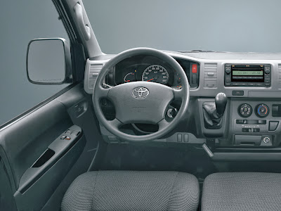 Toyota Hiace 2014 - Đánh giá chi tiết Hiace đời 2014