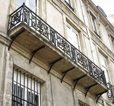 Balcon du 21 quai d'Anjou sur l'Ile-Saint-Louis à Paris