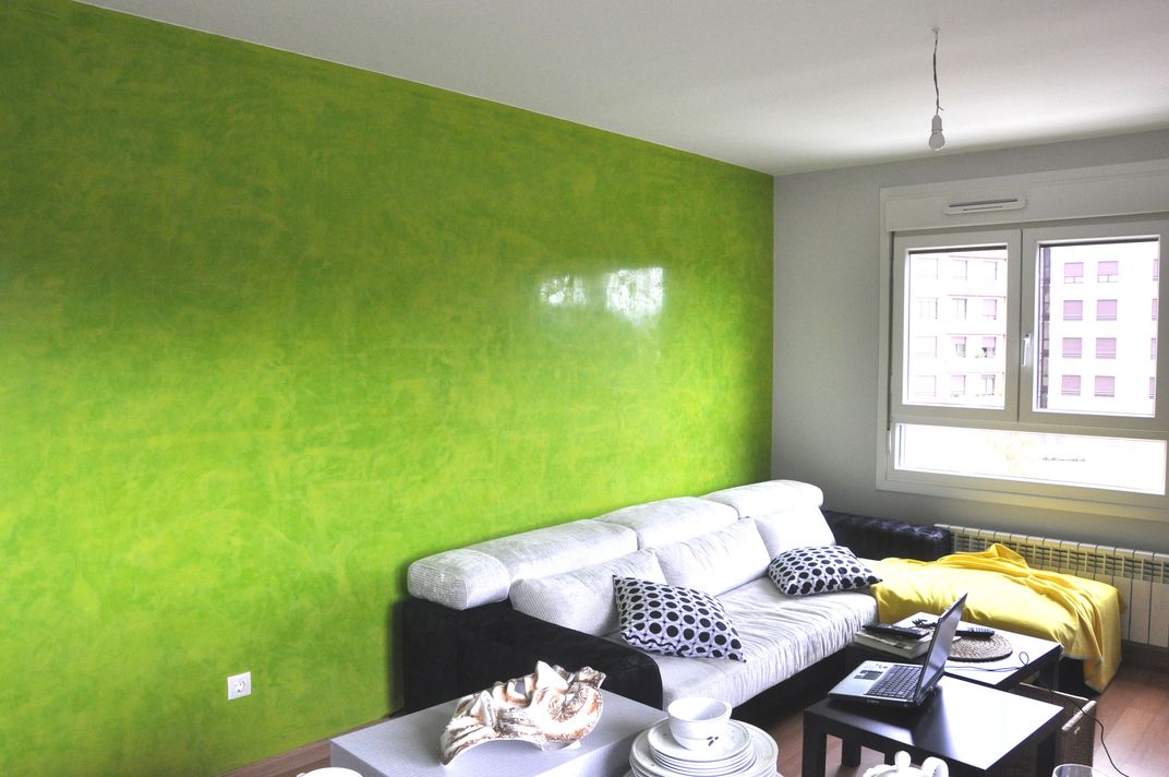 Isaac Pintura: estuco y otras hierbas