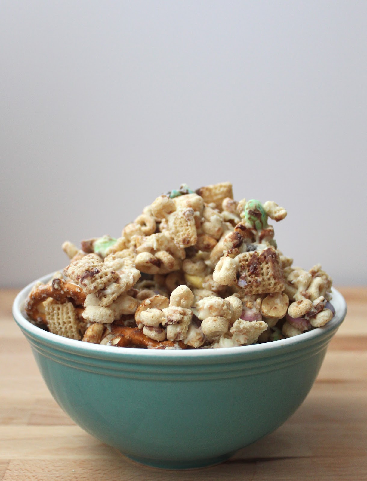 White Chocolate Cereal Mix Smashed Peas & Carrots