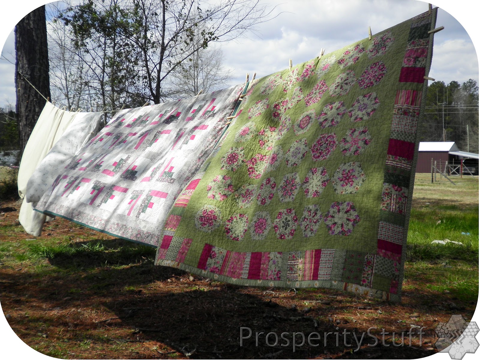 ProsperityStuff Quilts Quilts on the Clothesline