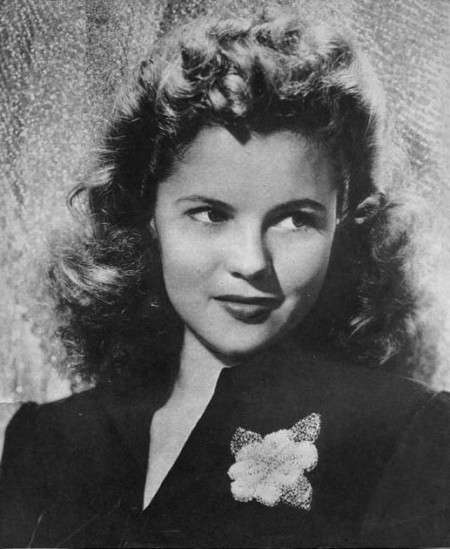 shirley-temple-pictures-428156e99cf7453531e18c55e7ee4ae8.jpg