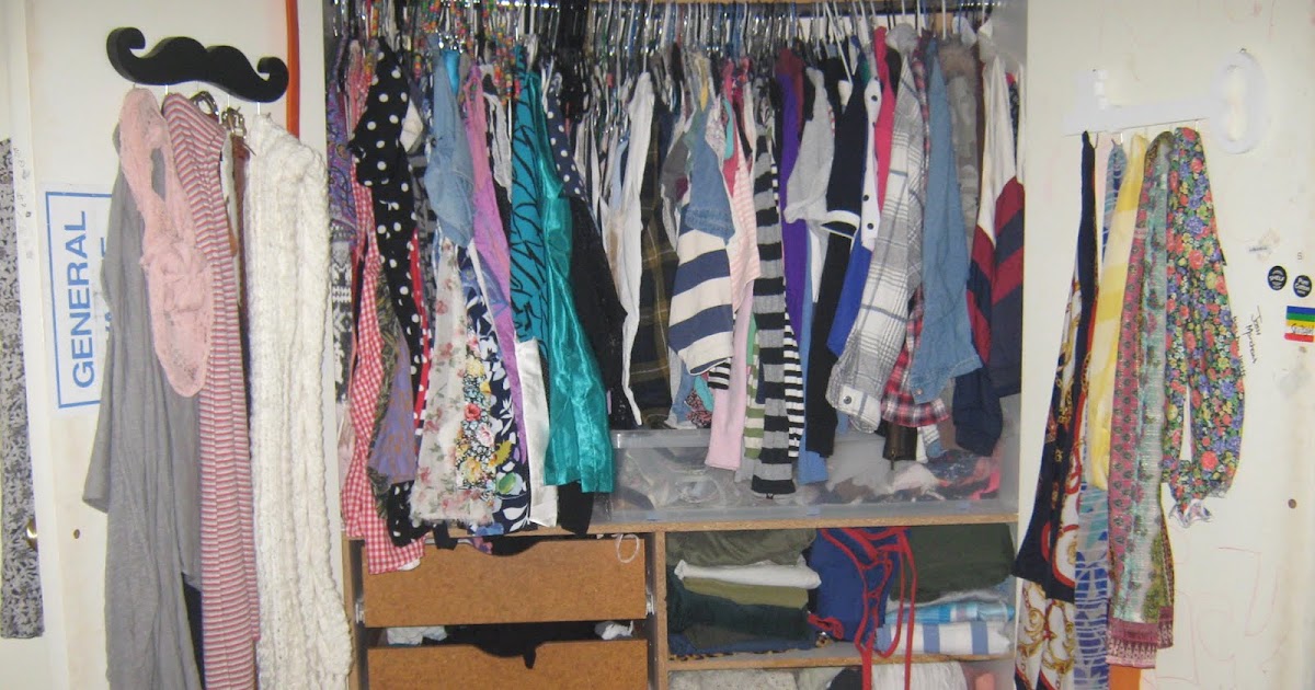 Bridget's Wardrobe The Full wardrobe!