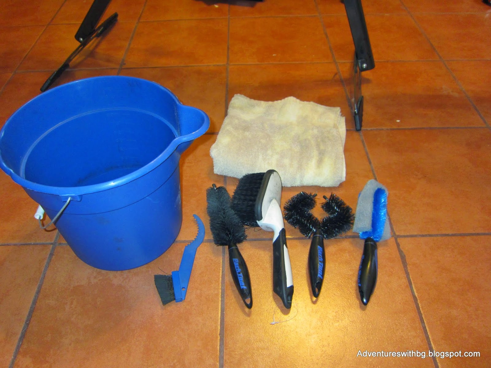 The supplies I use to clean my bike