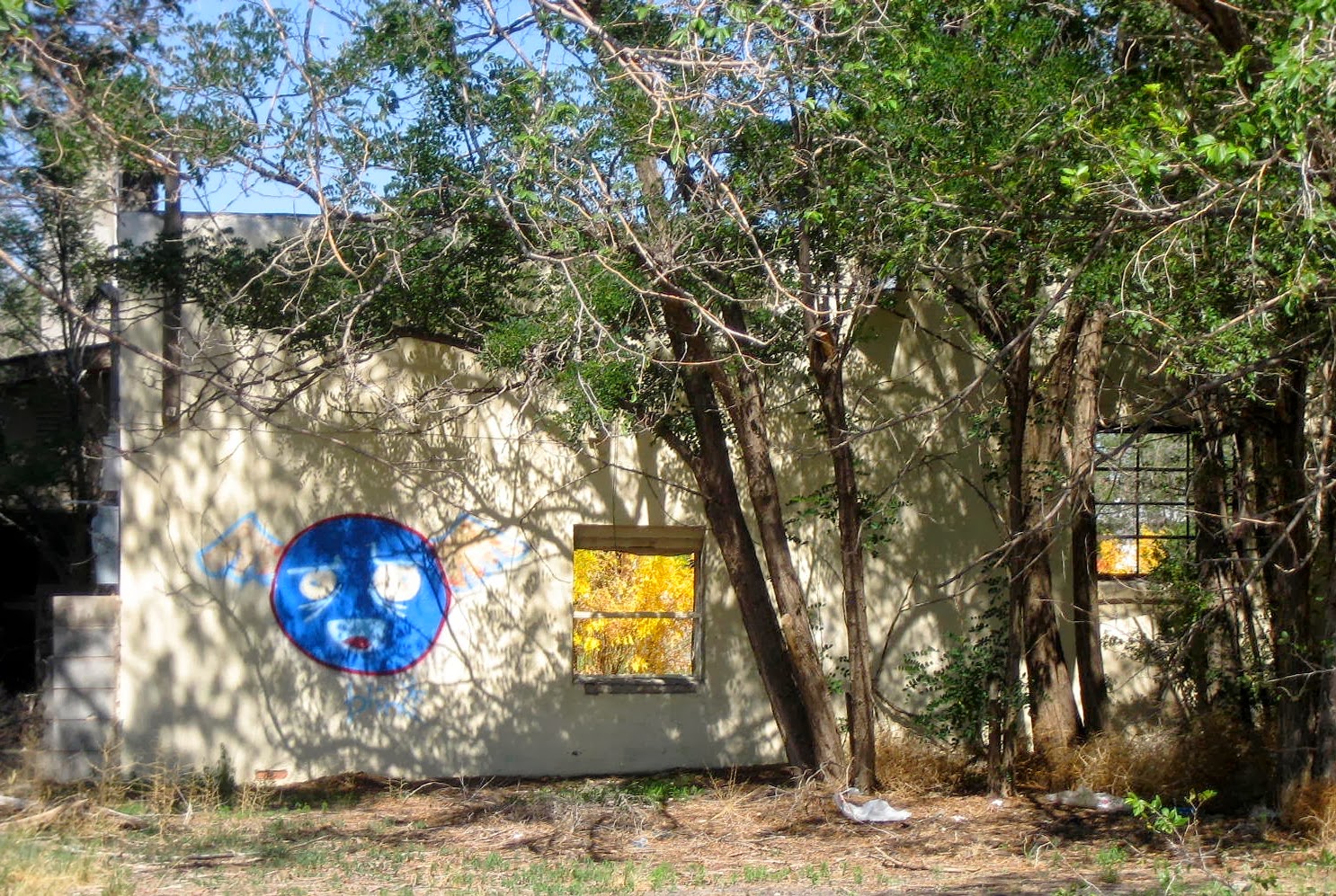 Living Rootless Vaughn, New Mexico Drive Through Shots