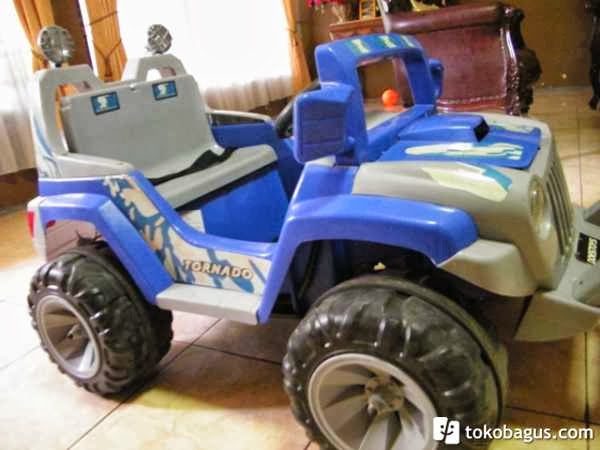 Mobil Mainan Jeep Aki 2 Dinamo 2 Aki 2 Kursi Anak ~ Jual Beli