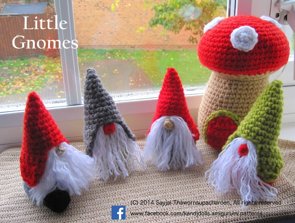 Magnifiquement individuels fait main tricot Gnomes par Nanny's Gnomes 
