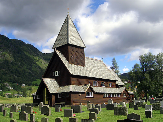 The Røldal Stave Church is of the Type A construction and designed without any free-standing posts.