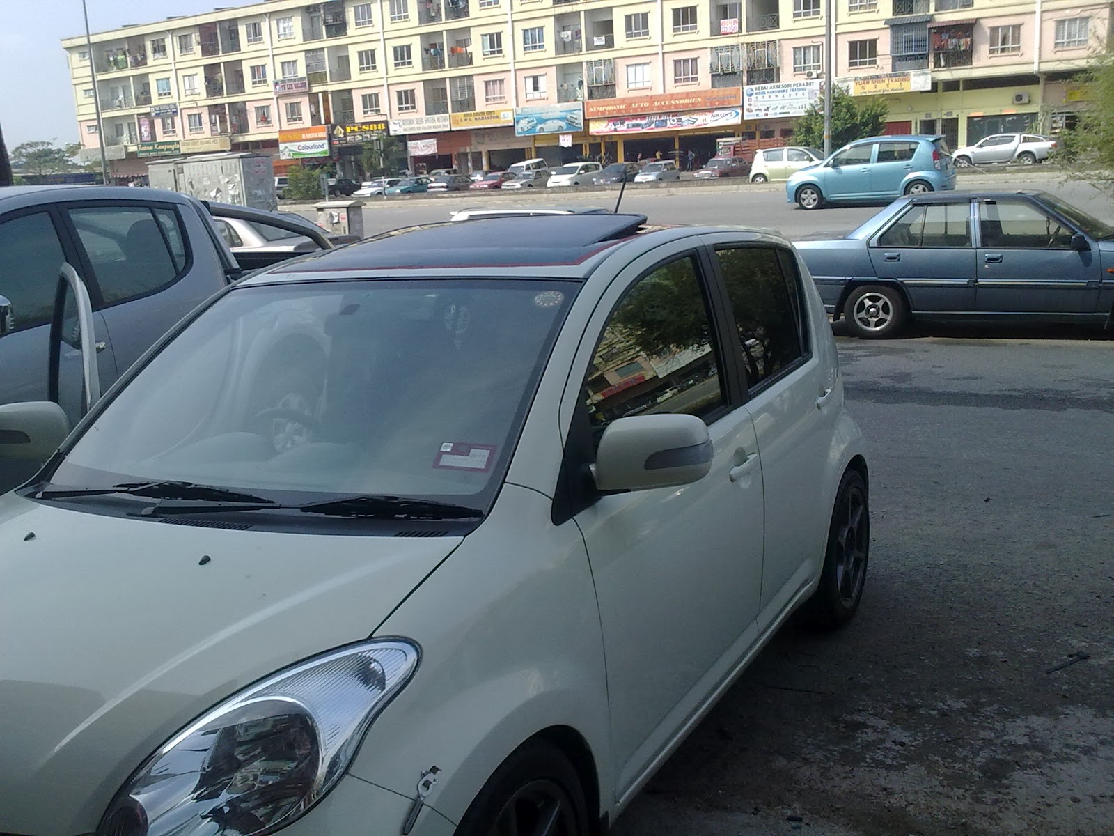 Bengkel sunroof sunroof wira,myvi JULY 2012