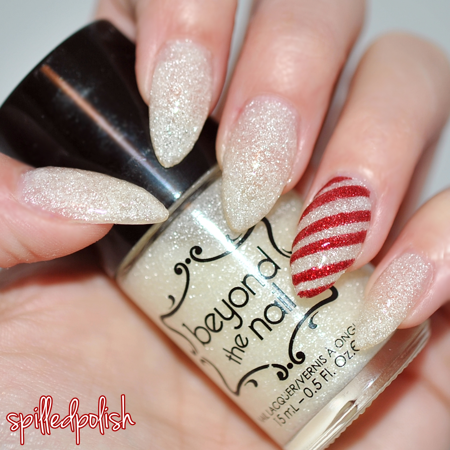 spilledpolish Simple Candy Cane Accent Nail