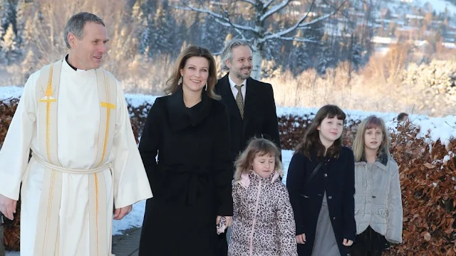 King Harald, Queen Sonja, Prince Haakon, Crown Princess Mette-Marit