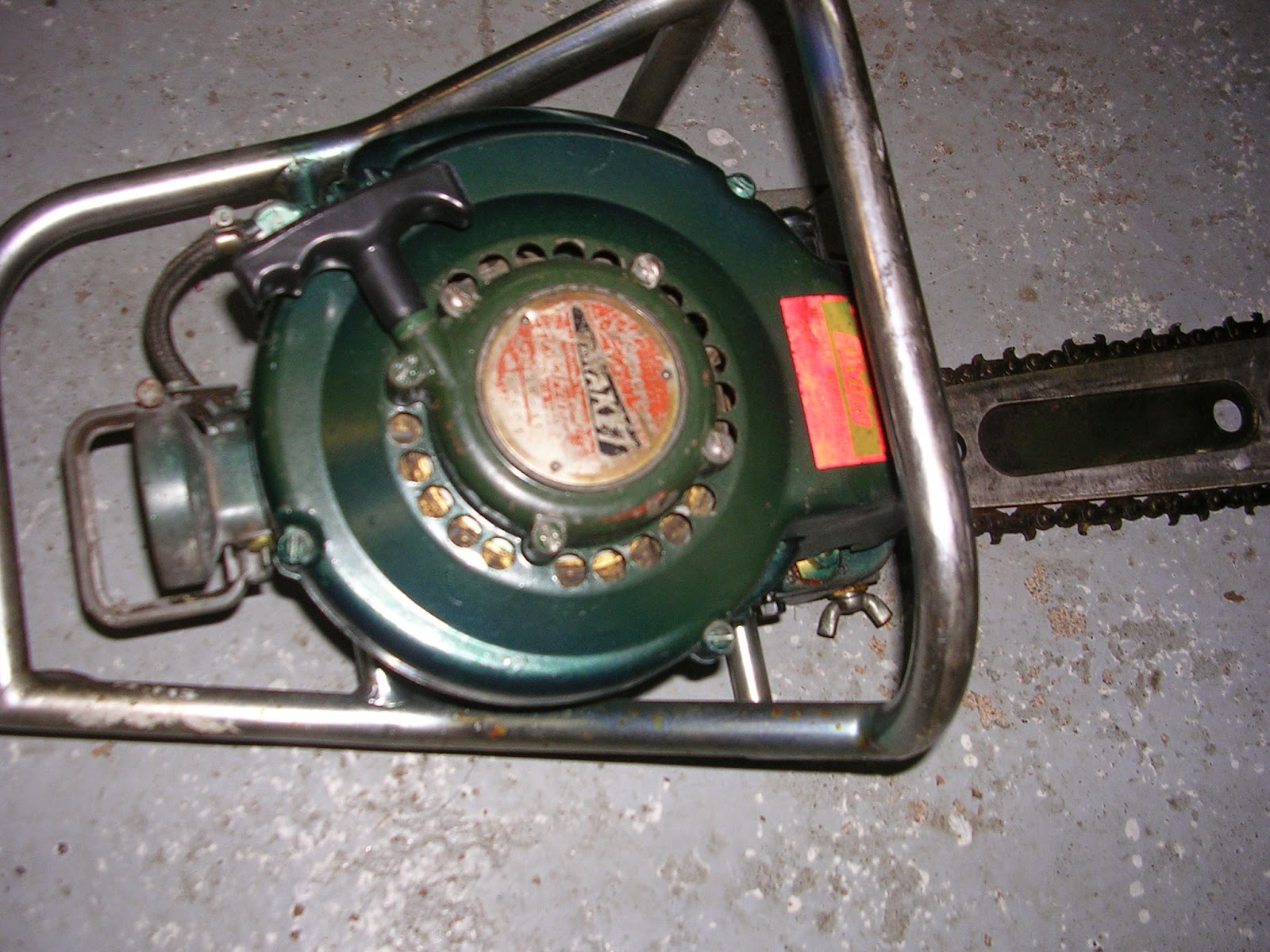 VINTAGE CHAINSAW COLLECTION JONSERED XB