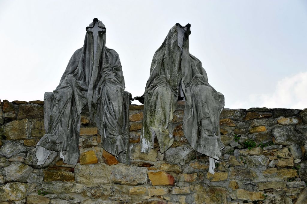 WikipediArt Die Waechter der Zeit von Manfred Kielnhofer