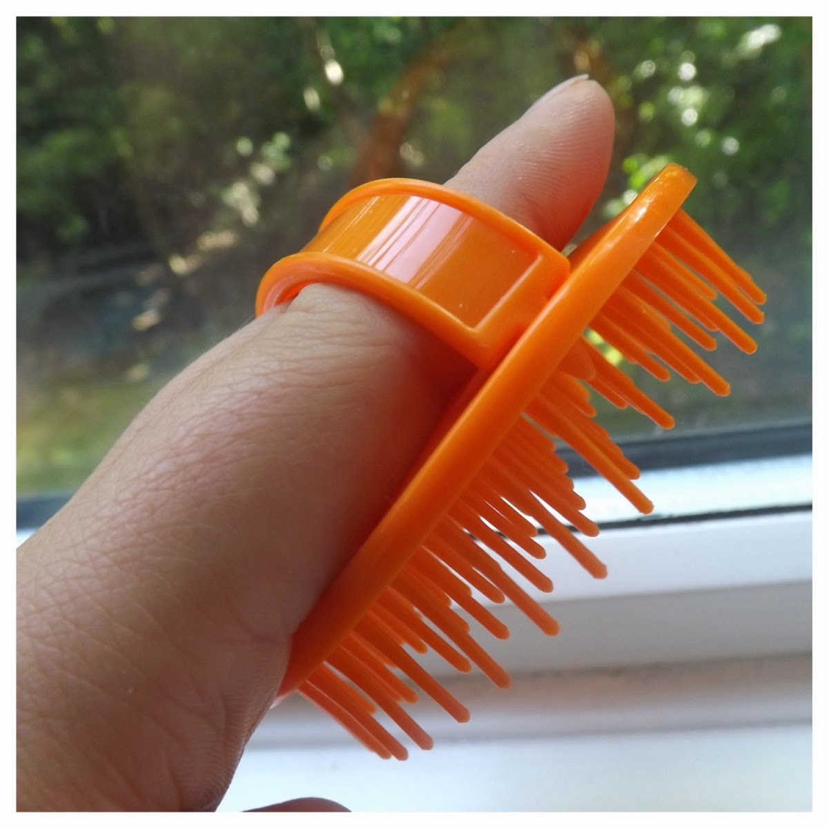 Not Your Average Denman InShower Brush