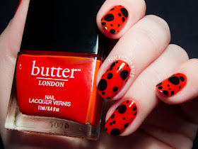 Easy ladybird inspired nail art by @chalkboardnails