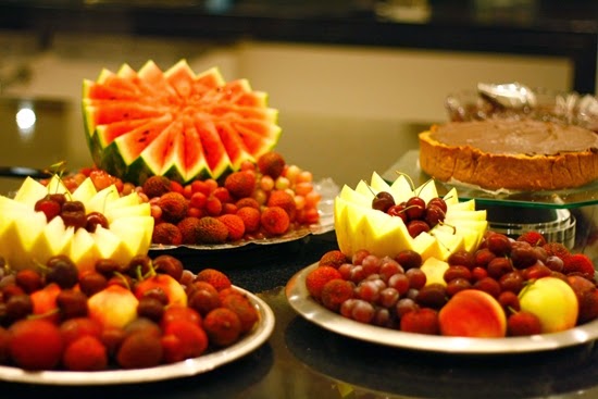 As frutas que combinam com o réveillon 2015 Lili Tudoblog com br # Decoraçao Com Frutas Para Ano Novo As frutas que combinam com o réveillon 2015 Lili Tudoblog com br # Decoraçao Com Frutas Para Ano Novo