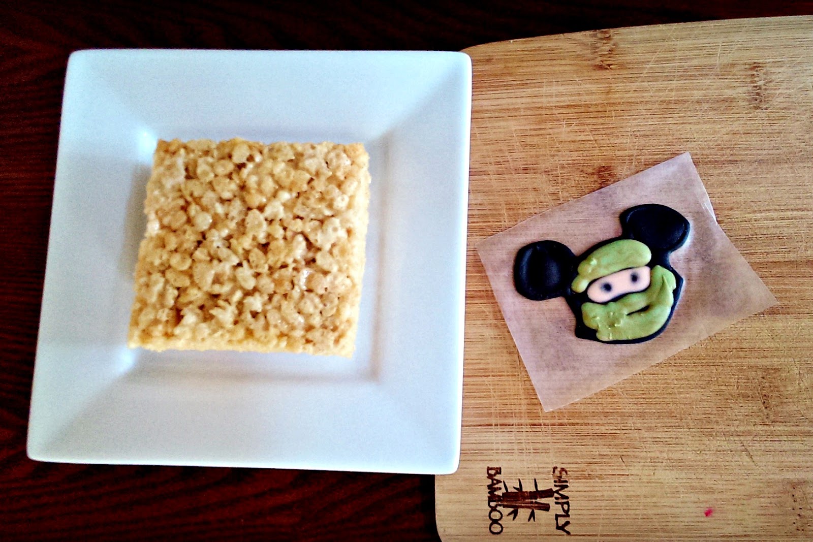 Mickey Mouse rice krispy treats