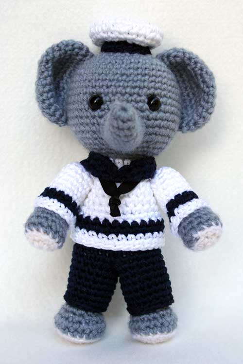 2000 Free Amigurumi Patterns: Elefante marinaio amigurumi