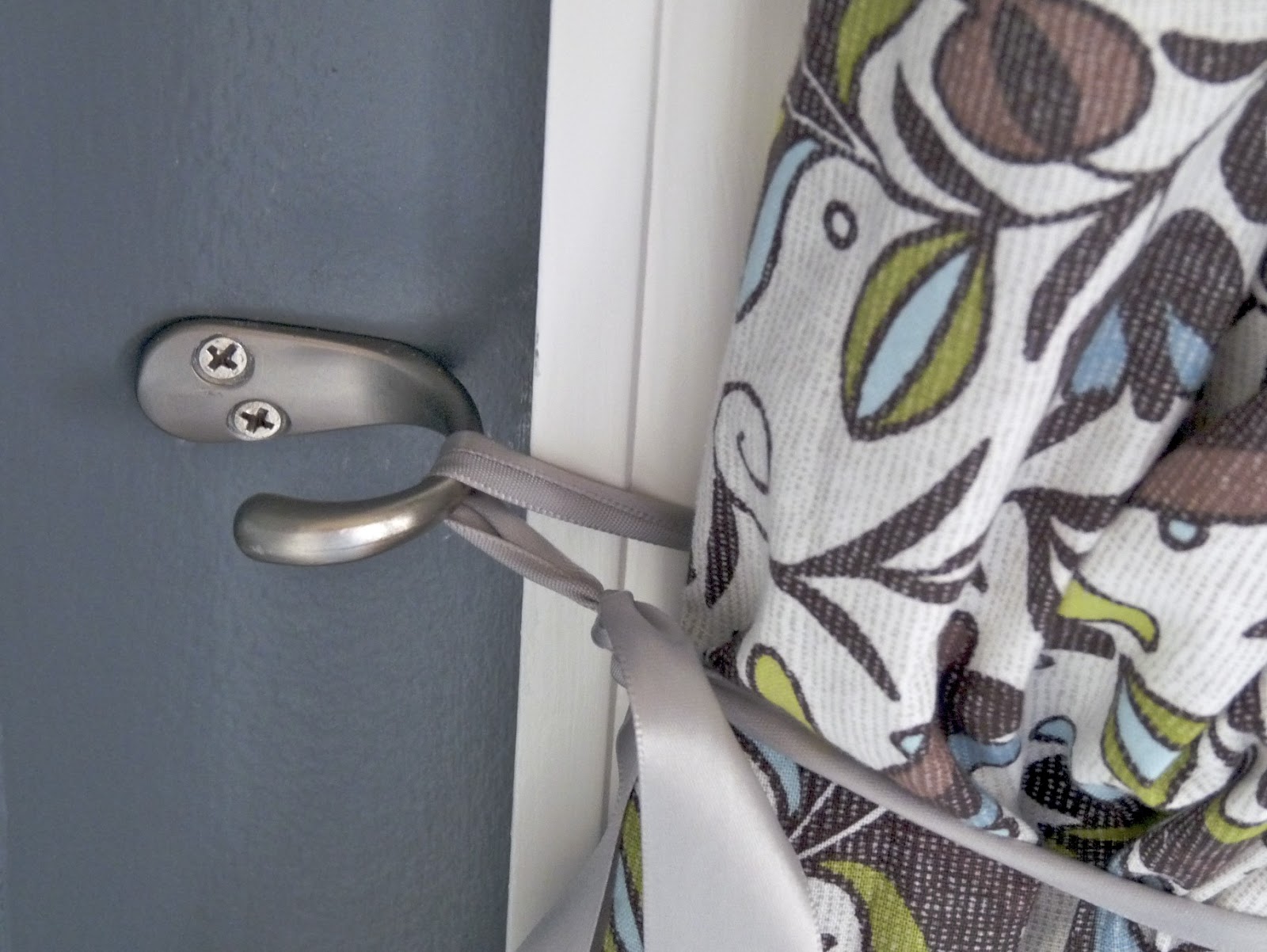 merrellgirls Coat Hooks for Curtain Tie Back Hooks