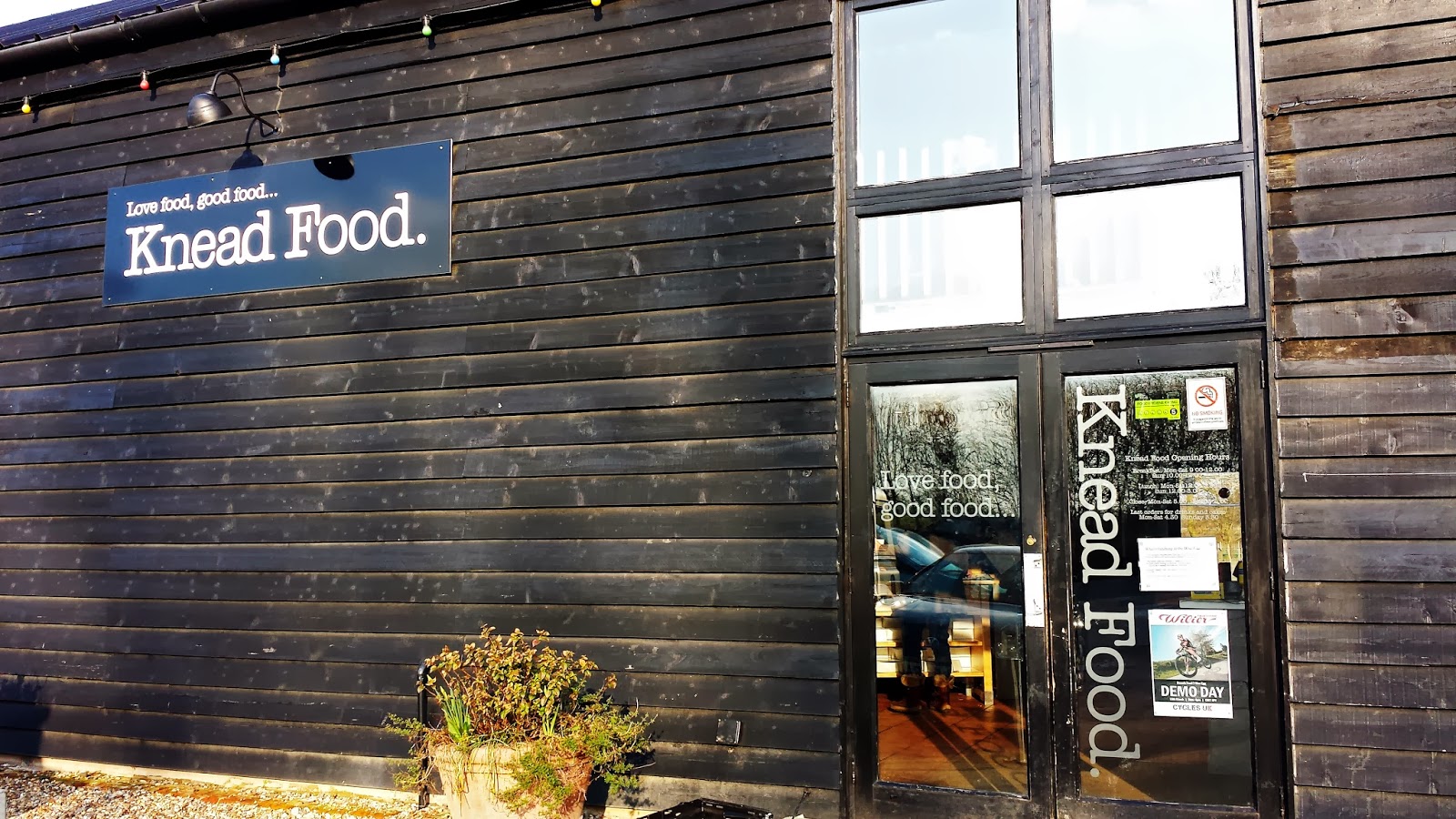 cake my day london Knead Food (CM7 4PY)