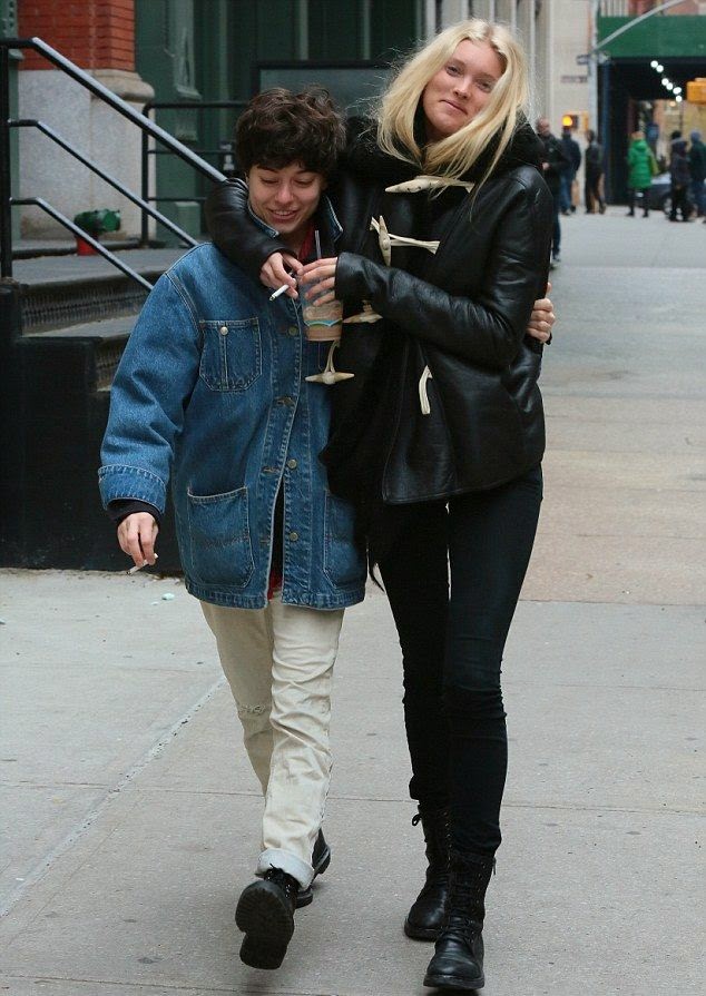 In modern theme! Elsa Hosk manages her natural while walking at the