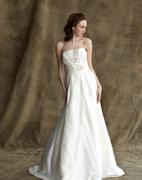 Celebrity Fashion Simple Wedding Dresses