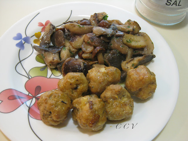 Albóndigas Con Setas
