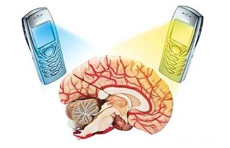 Bahaya HP: Apa yang Ditemukan Penelitian Terbaru tentang Anak?