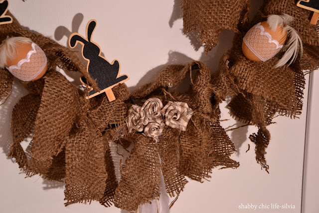 uova e juta su ghirlanda di Pasqua