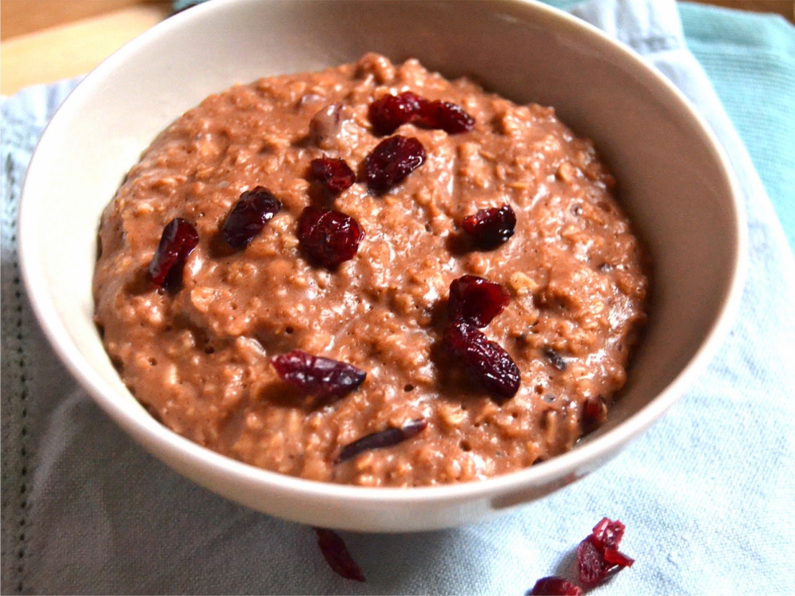 Cakeyboi Chocolate Cinnamon Cranberry Porridge