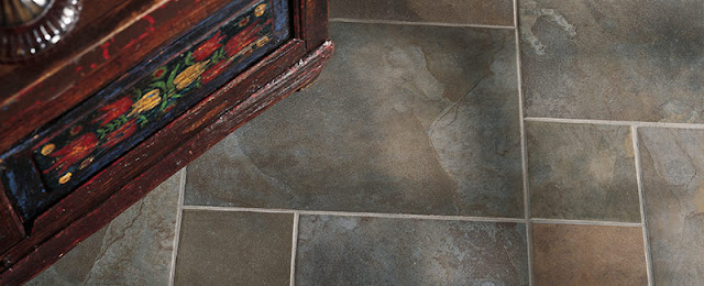 Using tiles of different sizes creates a pattern that's just right for a conservative feel.